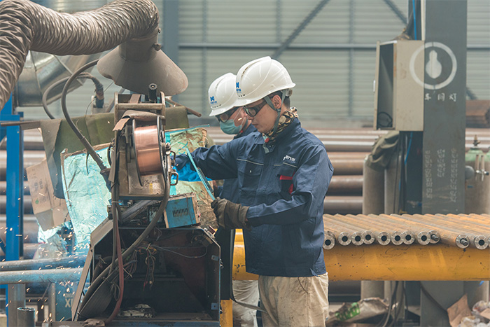 德兴网架自动化焊接